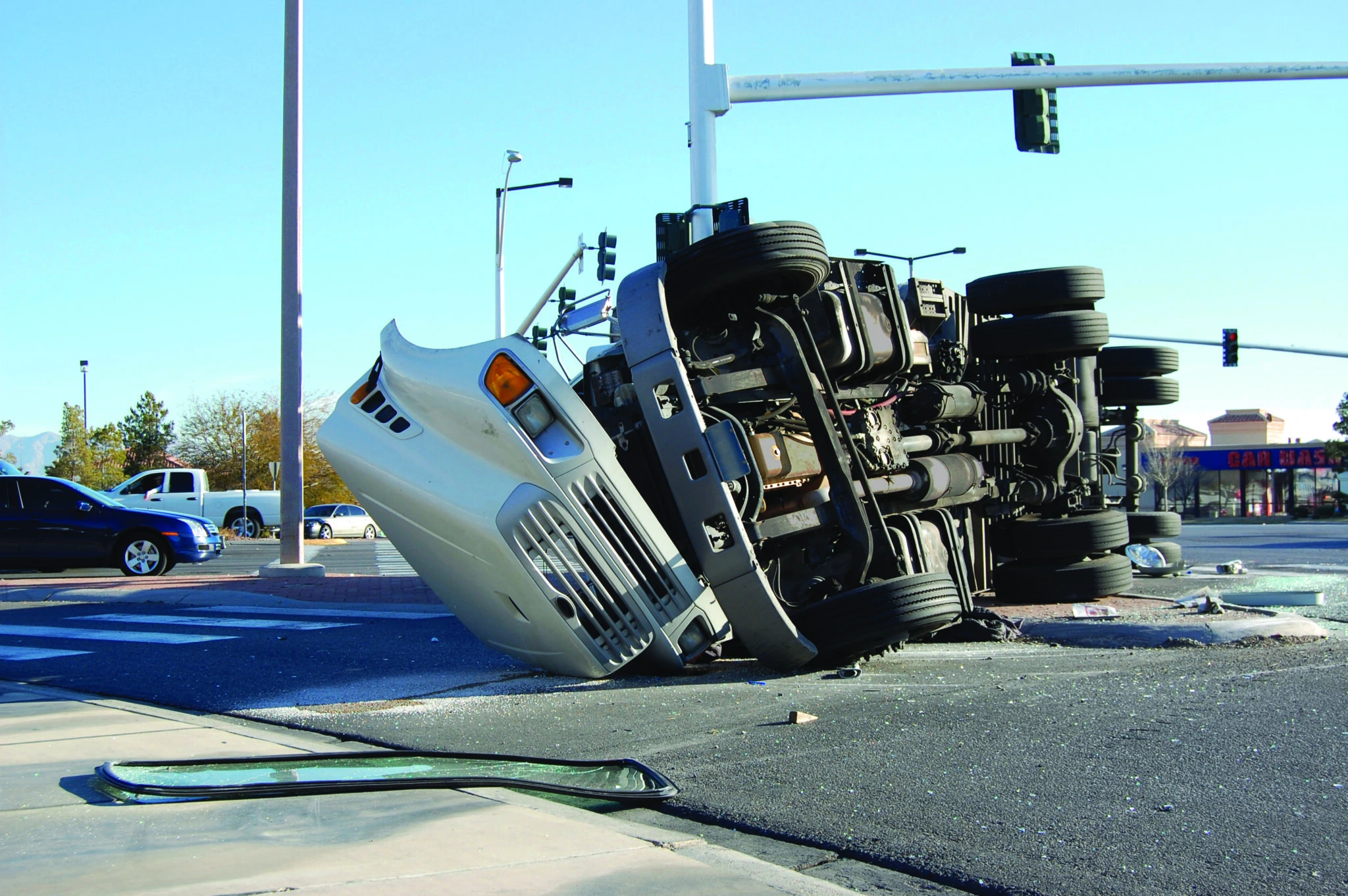 How a Truck Accident Lawyer Adds Value to Your Case